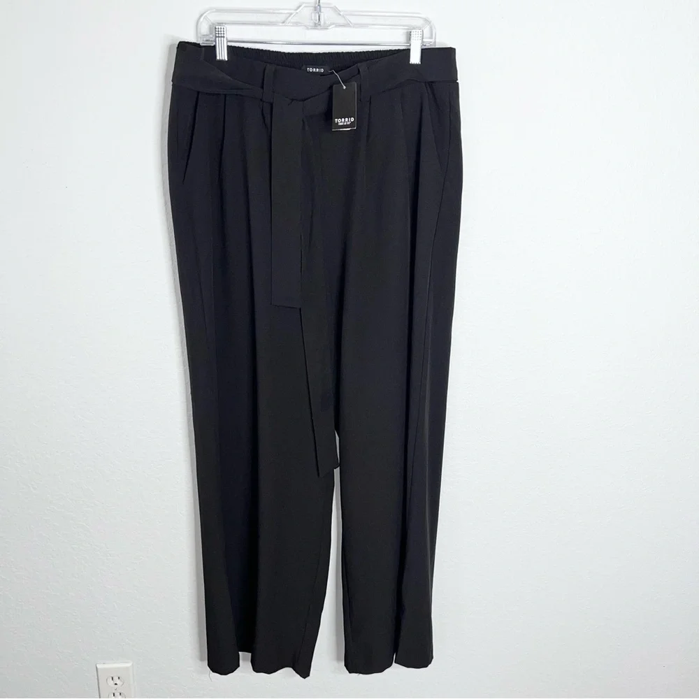 Torrid Wide Leg Pants Womens 1X 14 16 Crepe Tie Front Black High Rise V